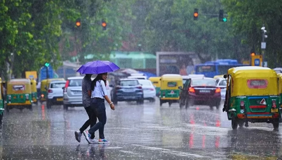Weather Update: Red Alert, IMD Issues Heavy Rainfall Warning for Multiple Indian States