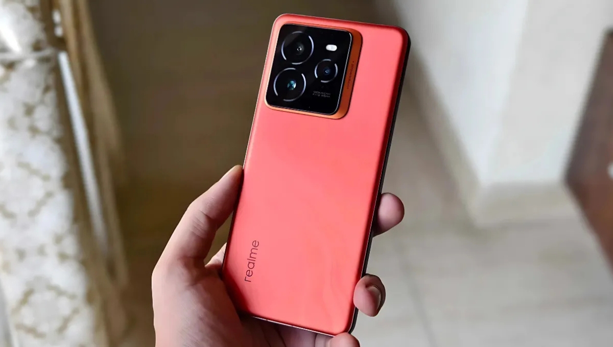 Realme GT 7T Review: Premium Design, Flagship Performance, Just Rs34,999