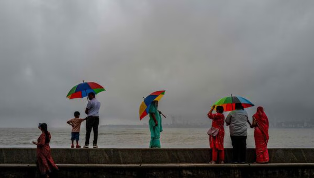 Weather Update 2025: Torrential Rains Lash India, Red and Orange Alerts Across Multiple States