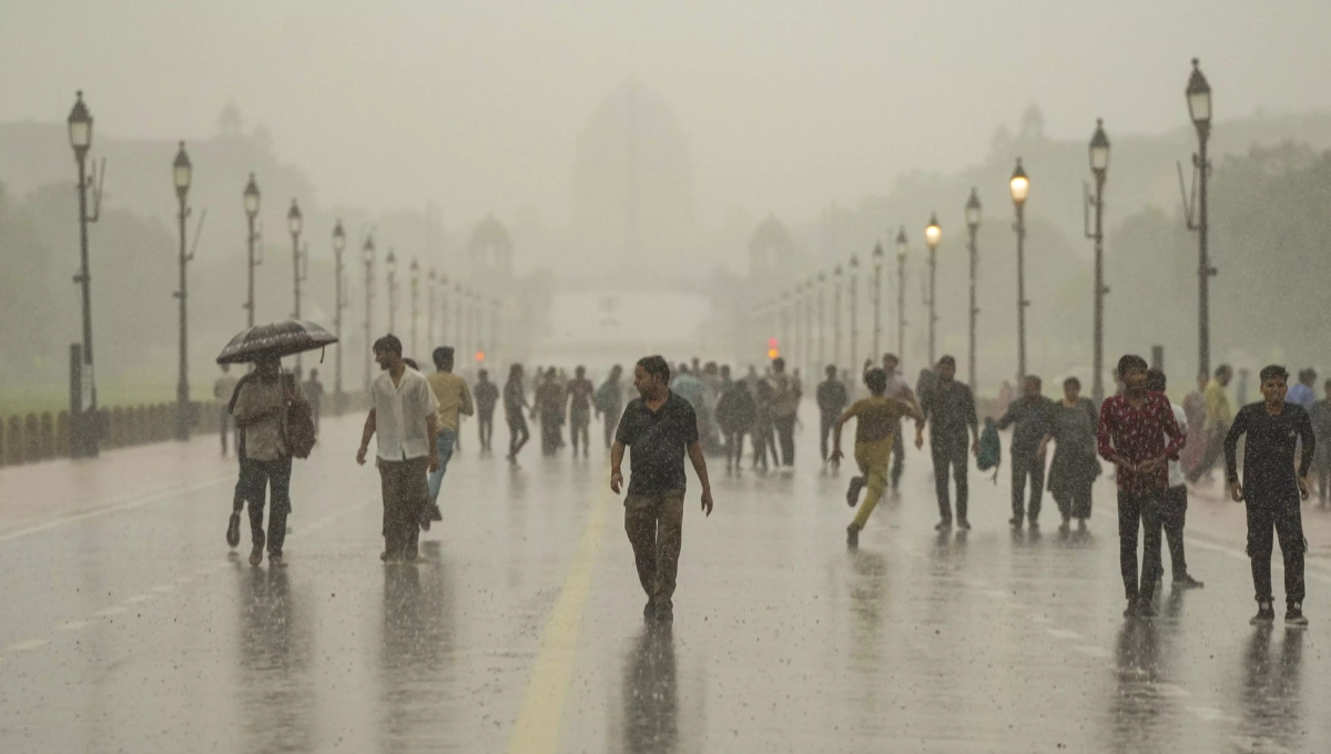 India Weather Update, IMD Sounds Red Alert in Several States Over Rainfall Threat