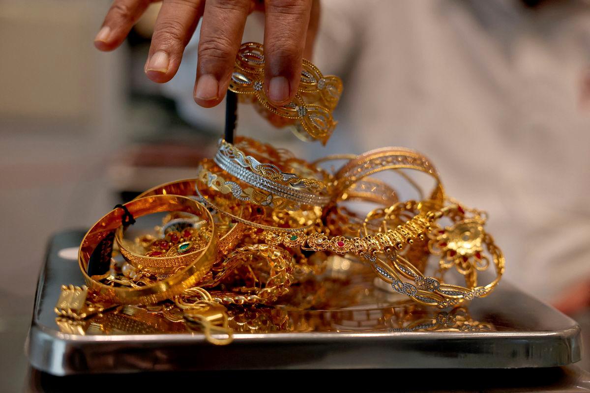 Gold Rates in India: Gold continues to remain one of the most trusted investments for Indian households. Today’s gold prices