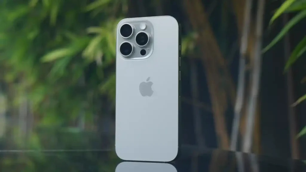 iPhone 17