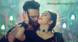 Khesari Lal Yadav and Komal Singh Set the Stage on Fire with Their Romantic Dance