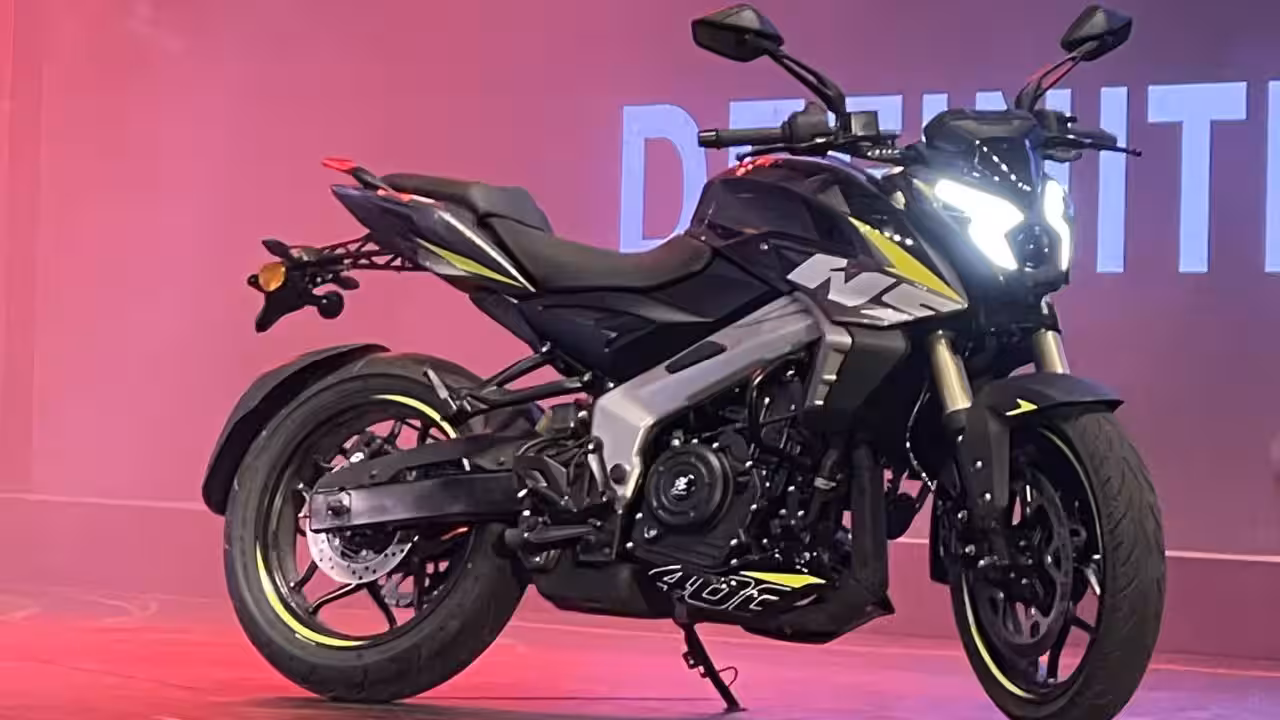 Bajaj Pulsar N160
