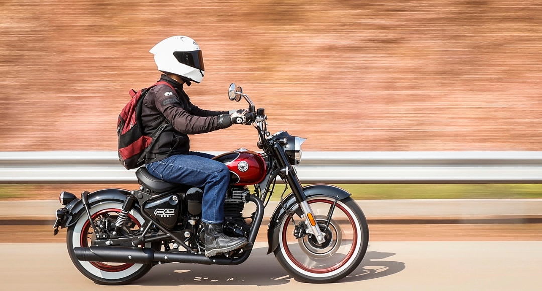 Royal Enfield Goan Classic 350 A Timeless Bobber for the Free-Spirited Rider
