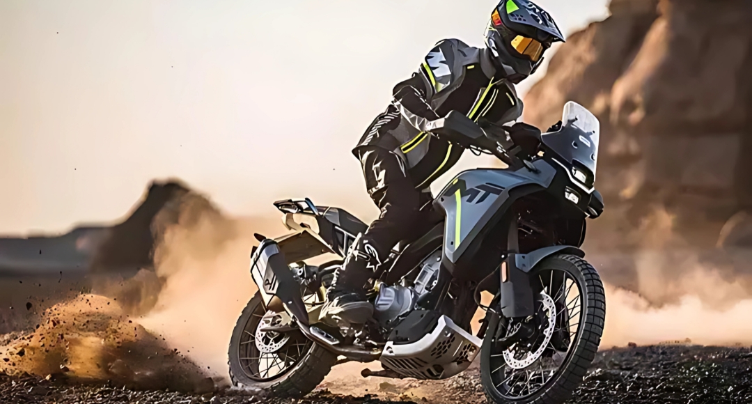 CFMoto 450MT