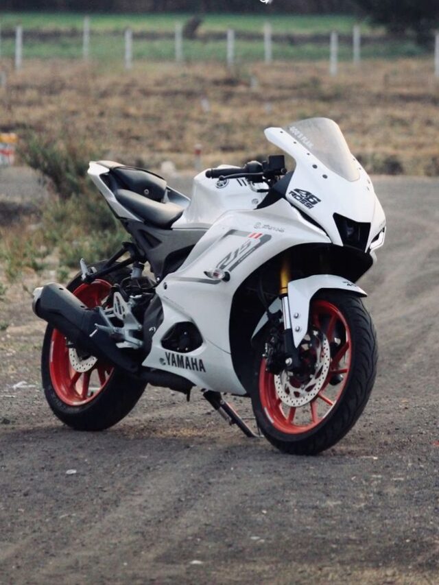R15 V4 Intensity White 🥵🔥 (3)