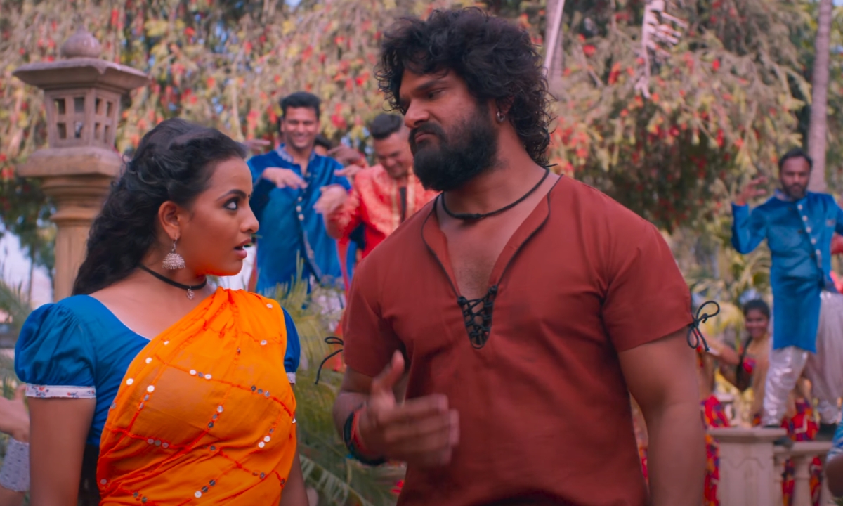 Bhojpuri Song: Khesari Lal Yadav and Shilpi Raj Power-Packed Song Dar Lage Satala Pa Goes Viral
