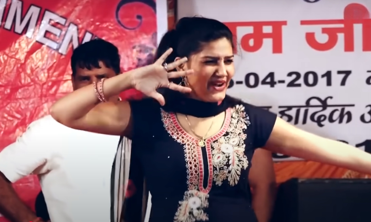 Haryanvi Song: Sapna Choudhary Sets the Stage on Fire with Teri Aankhya Ka Yo Kajal