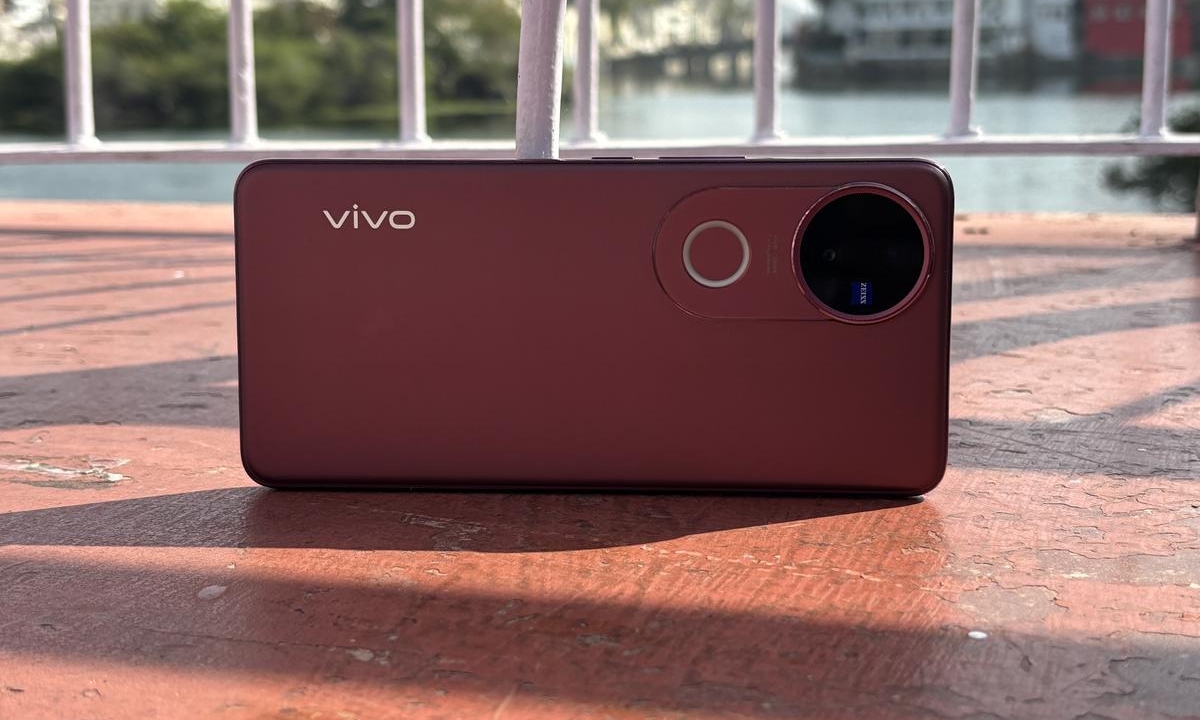 Vivo V50 E, A Sleek Powerhouse That’s Just Around the Corner