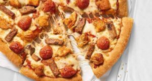 How to Make a Delicious Chicken Pizza at Home