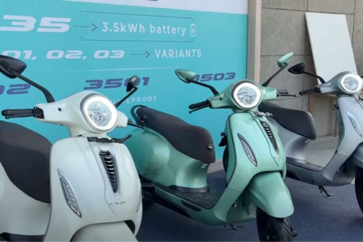 Bajaj Chetak 3503