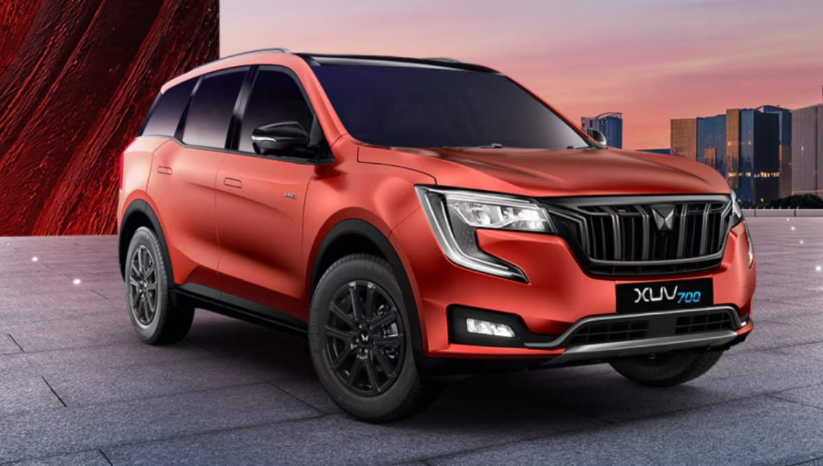 Mahindra XUV700: Rugged Power Meets Elegance with 16.57 kmpl Mileage, Price Starting ₹15 Lakh