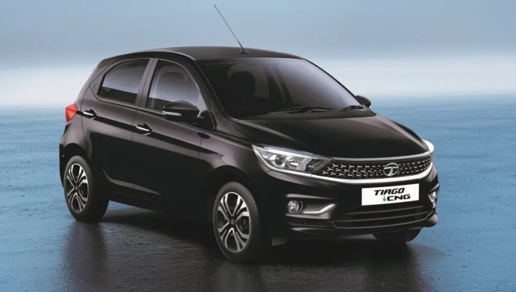 Tata Tiago CNG: Reliable, Stylish Hatchback with 20.09 km/kg Mileage, Starting at ₹6.5 Lakh