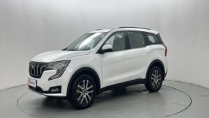 Mahindra XUV700: Rugged Power Meets Elegance with 16.57 kmpl Mileage, Price Starting ₹15 Lakh