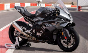BMW S 1000 RR: Where Unmatched Technology Meets Raw Power