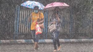 Monsoon Alert: IMD Sounds Alarm for Heavy Rains and Storms in 15 States