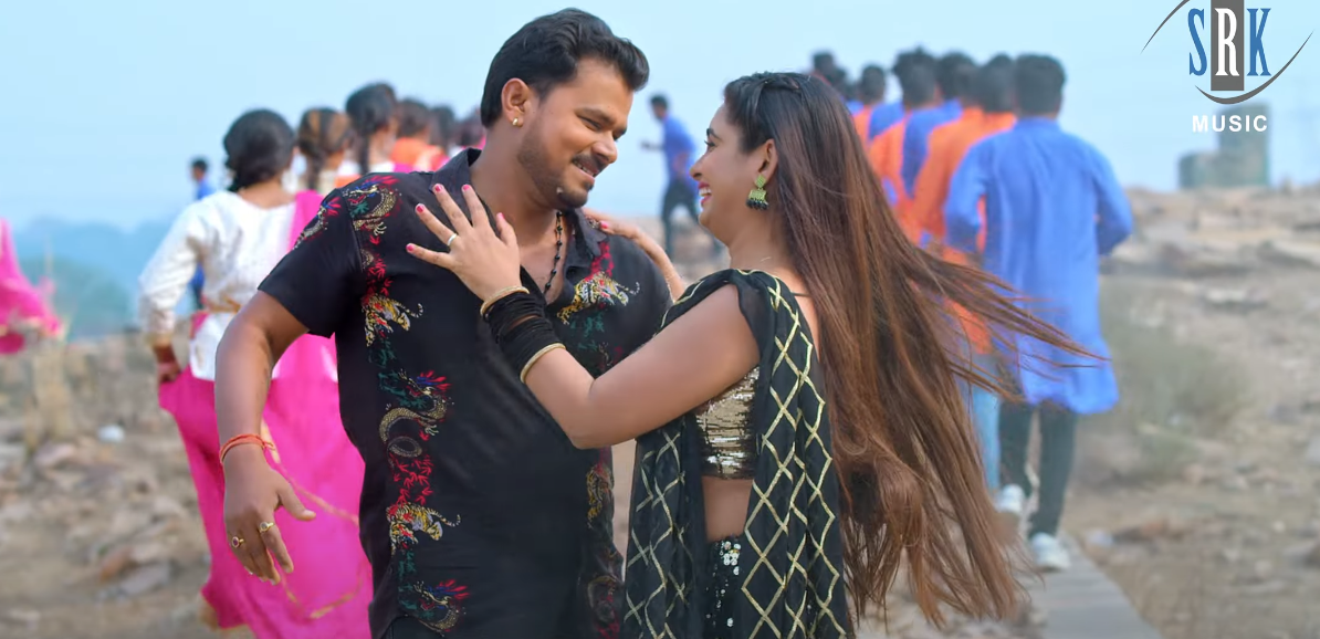 Bhojpuri Song: Kurti Kariya, Pramod Premi and Ritu Singh Bring Desi Romance to Life
