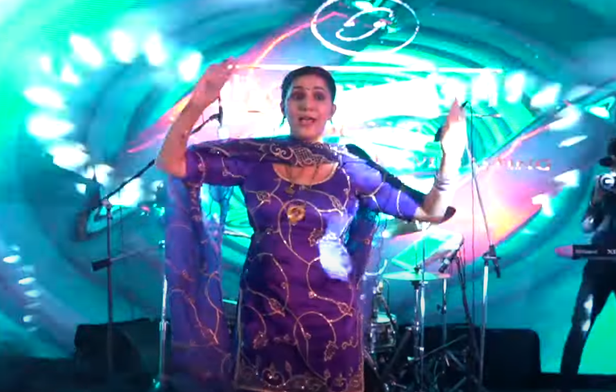 Haryanvi Song: Sapna Choudhary Hichki Performance Will Leave You Breathless
