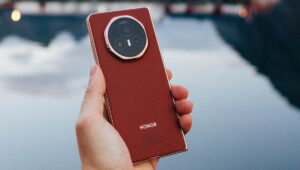 Honor Magic V5: The Most Powerful Foldable Phone Yet Massive Battery And 200MP Zoom