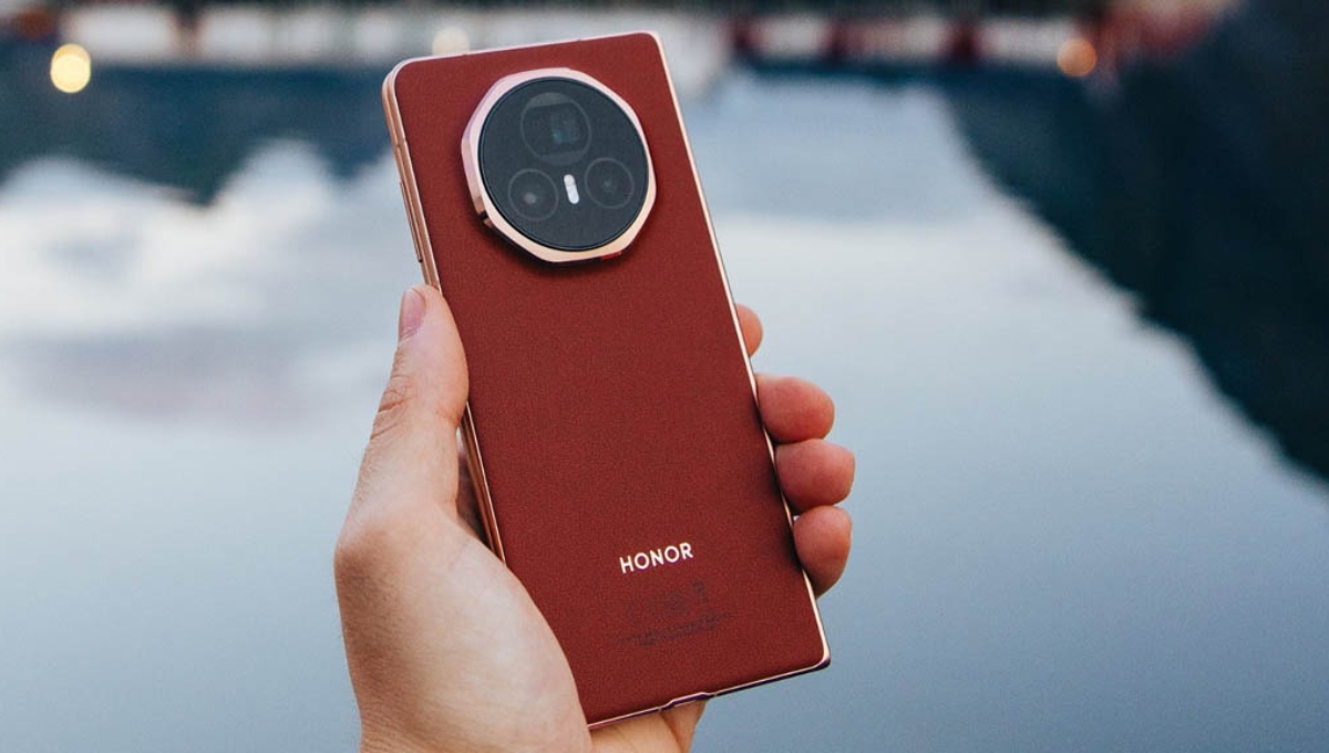Honor Magic V5: The Most Powerful Foldable Phone Yet Massive Battery And 200MP Zoom