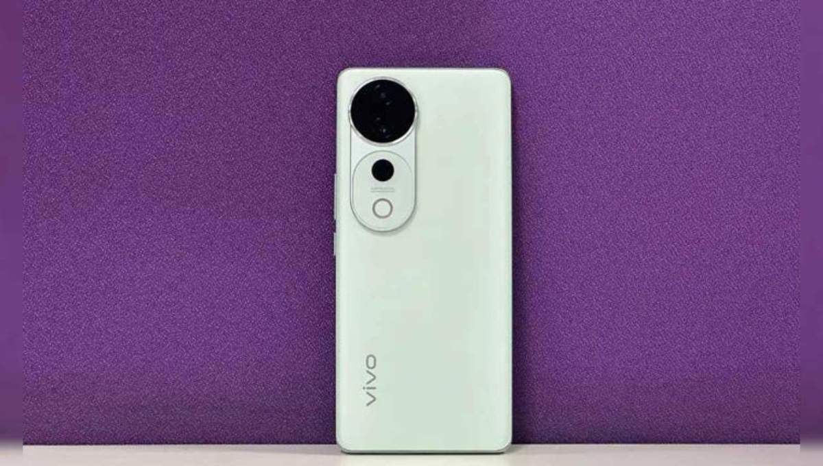 Vivo T4 Ultra 5G Unveiled: 50MP Triple Camera, 90W Fast Charging And MediaTek Dimensity 9300+ at Rs 35,000