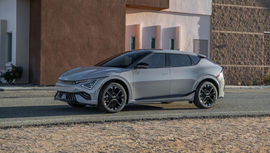 Kia EV6: A Premium Electric SUV with 663 km Range, Starts at Rs 60 Lakh