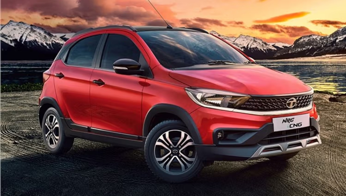 Tata Tiago NRG CNG: Bold Looks, 26.49 km/kg Mileage, Priced from ₹7.65 Lakh