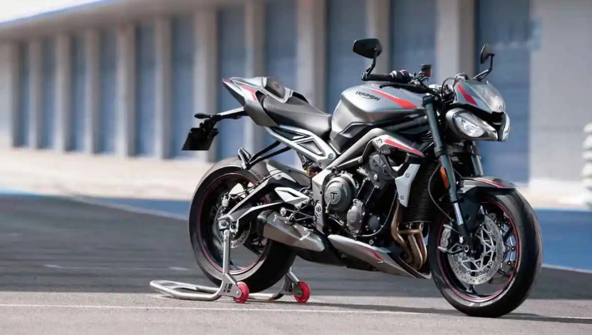 Triumph Street Triple 765 2025: Powerful Performance, 19.2 kmpl Mileage And Price Starting at Rs 9.5 Lakh
