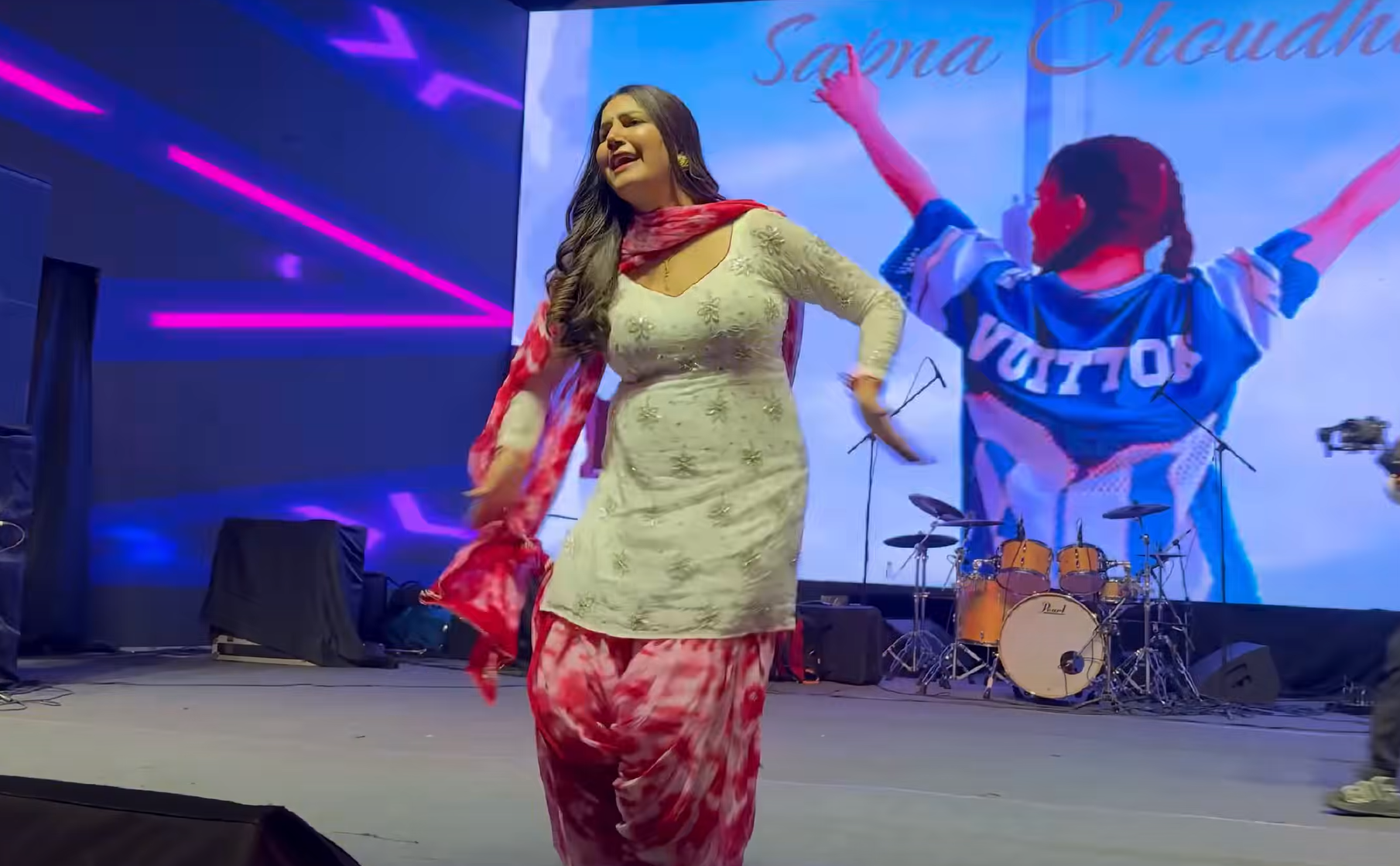 Haryanvi Song: Sapna Choudhary Creates a Storm Again with Her Stunning Dance on New Haryanvi Hit