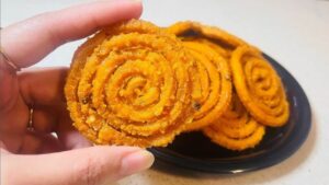 Crunchy Besan Chakli Recipe – Easy 10-Minute Snack to Try Now